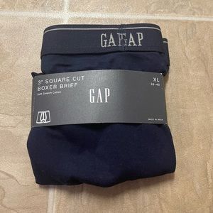 NWT GAP BOXERS BRIEF (2/$12)